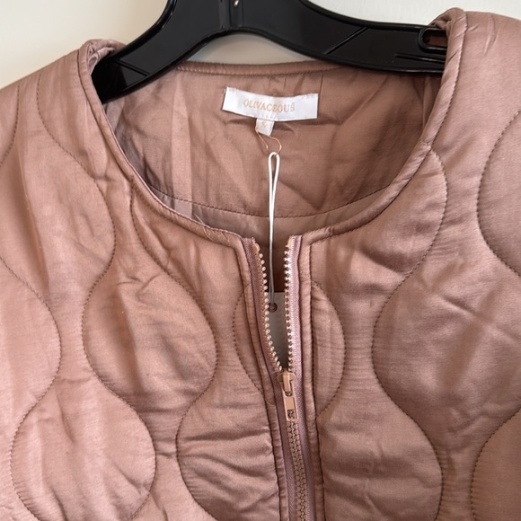 Olivaceous Green Quilted Puffer Jacket Oversized Size Small - Picture 3 of 10